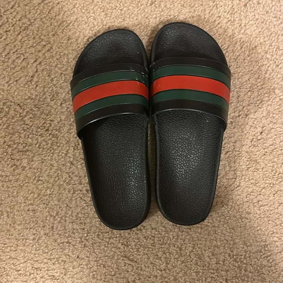 Men’s Gucci slides (black,green,red) main image 4